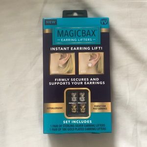 NWT Magicbax eating lifters